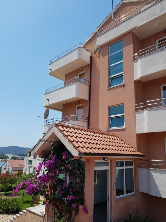 Apartment Ruby Šibenik Exterior foto